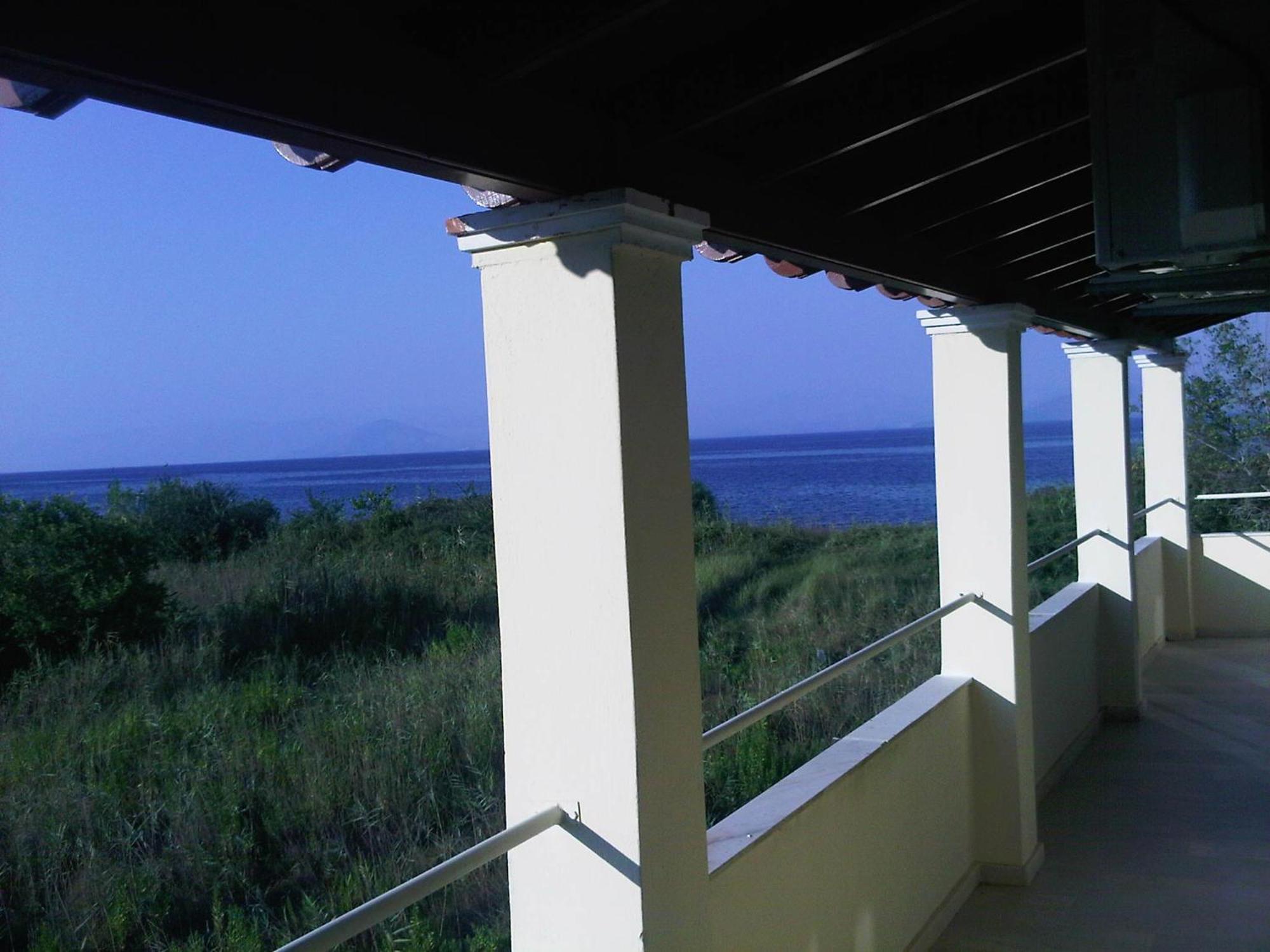 Virginia'S Beachfront Apartments Kávos Buitenkant foto